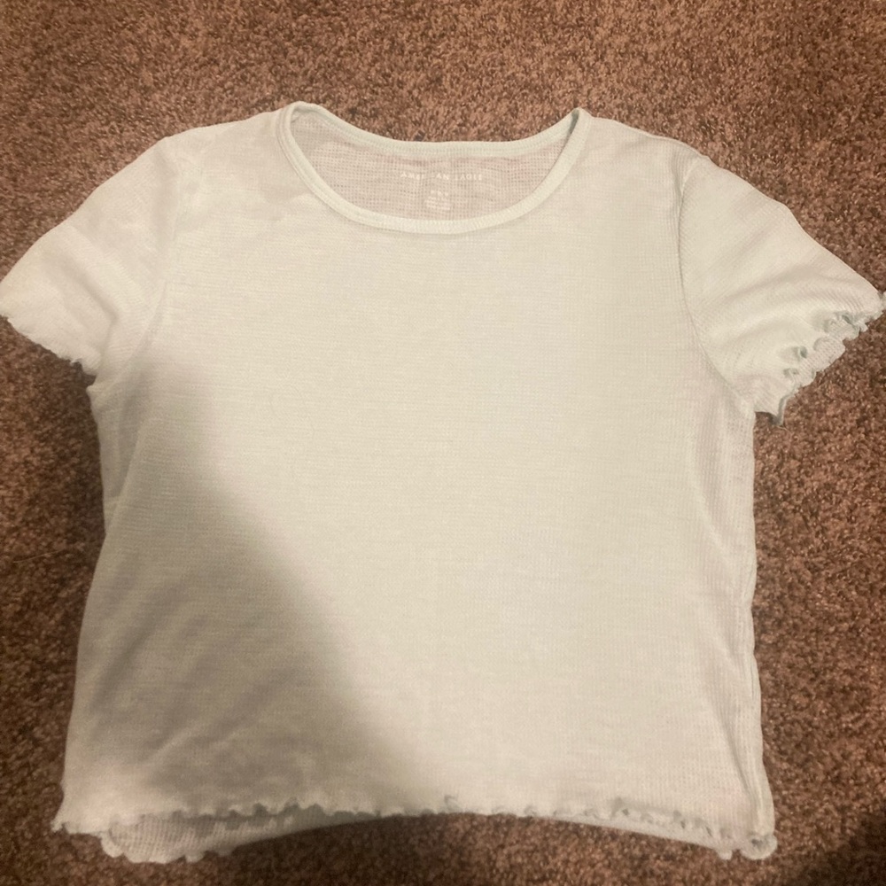 Mint green American Eagle crop top size medium. No stains or rips.